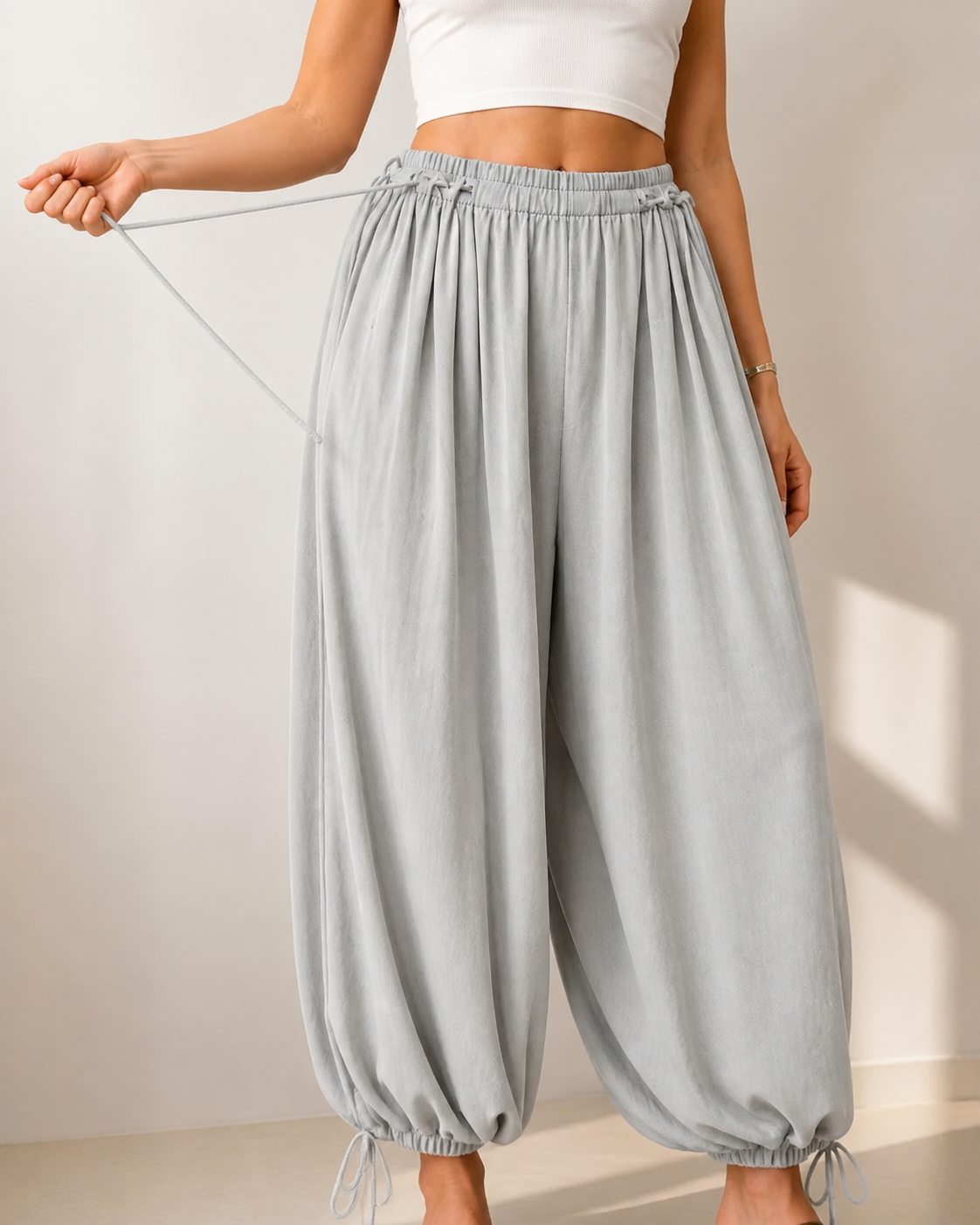 Adjustable waist detail